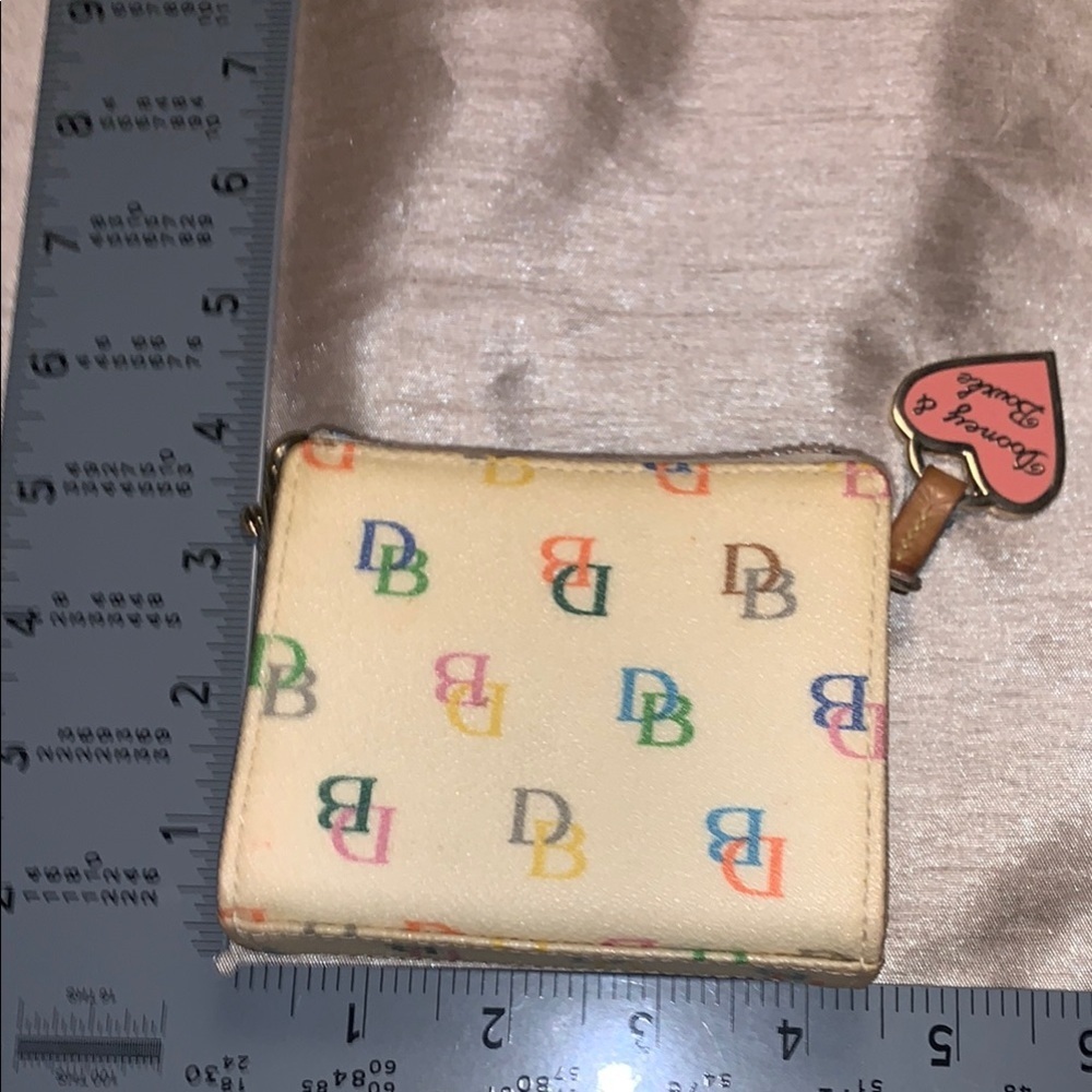 Dooney & Bourke Coinpurse Logo Card Holder Wallet - Picture 4 of 10